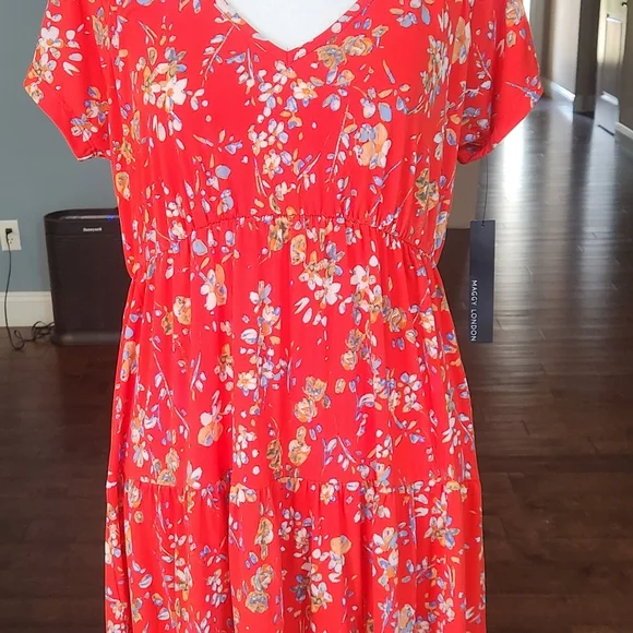 Maggy London Coral MULTI Floral Tiered Babydoll Dress Size: M - Picture 2 of 11